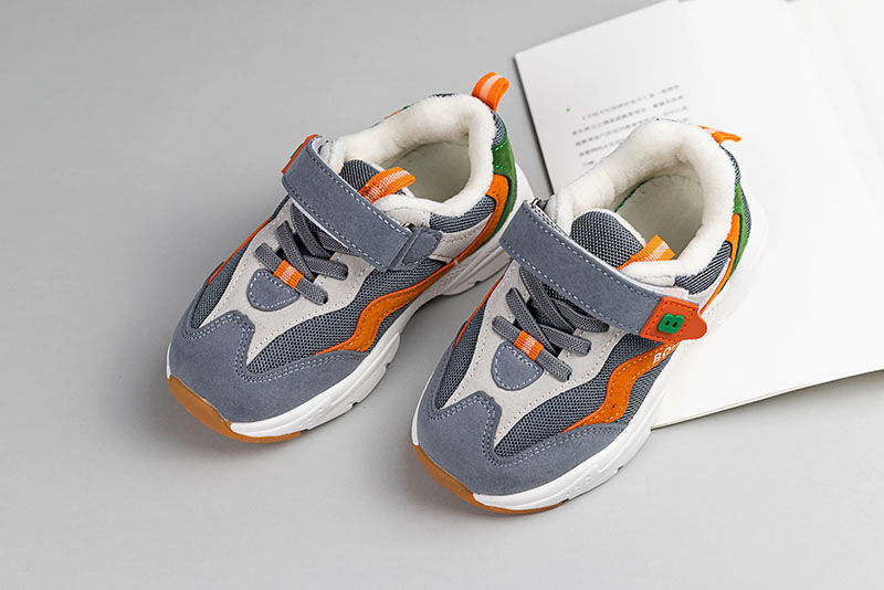 ͯЬ��ҵ����������仯